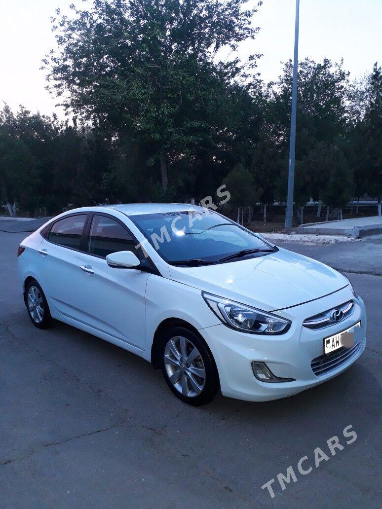 Hyundai Accent 2014 - 155 000 TMT - 11 мкр - img 4