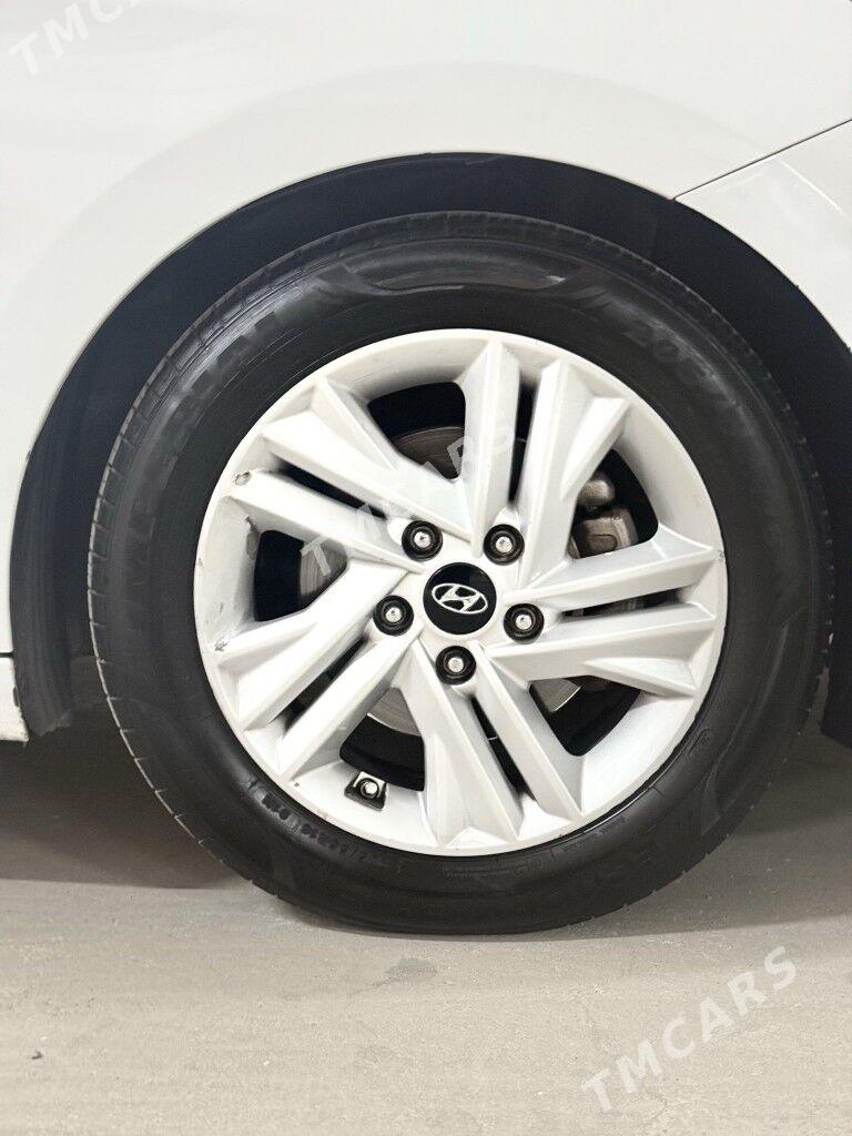 Hyundai Elantra 2019 - 190 000 TMT - Aşgabat - img 3
