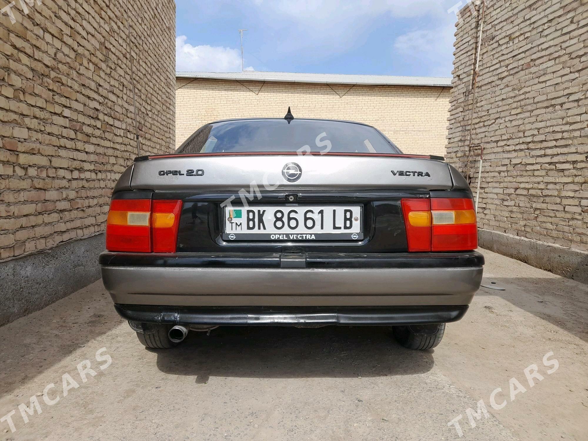 Opel Vectra 1989 - 30 000 TMT - Чарджоу - img 7