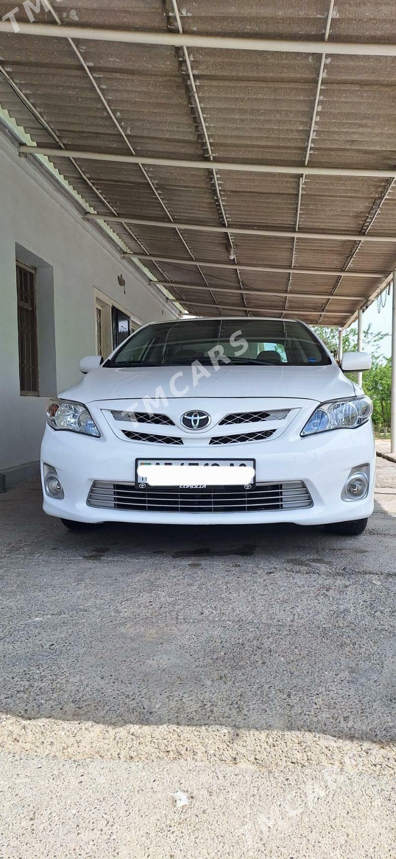 Toyota Corolla 2013 - 182 000 TMT - Aşgabat - img 2