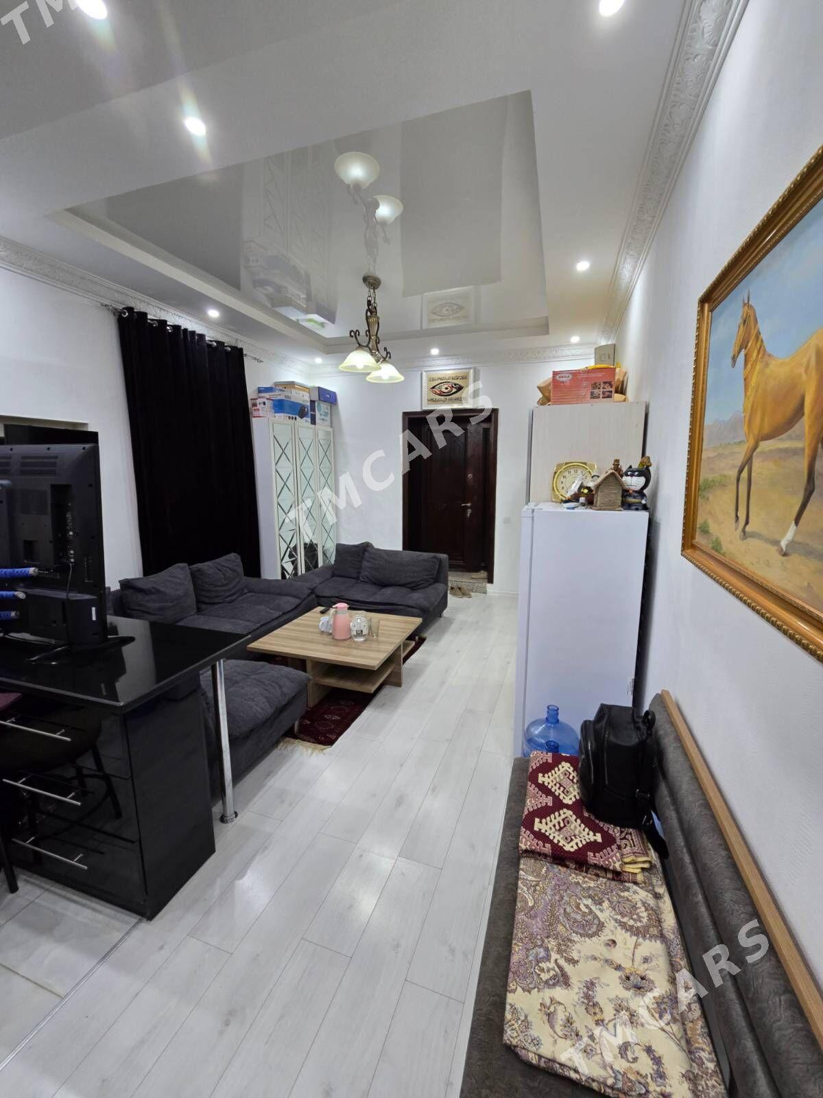  Центр 3 ком 1 эт 90 м² Евро - Aşgabat - img 5
