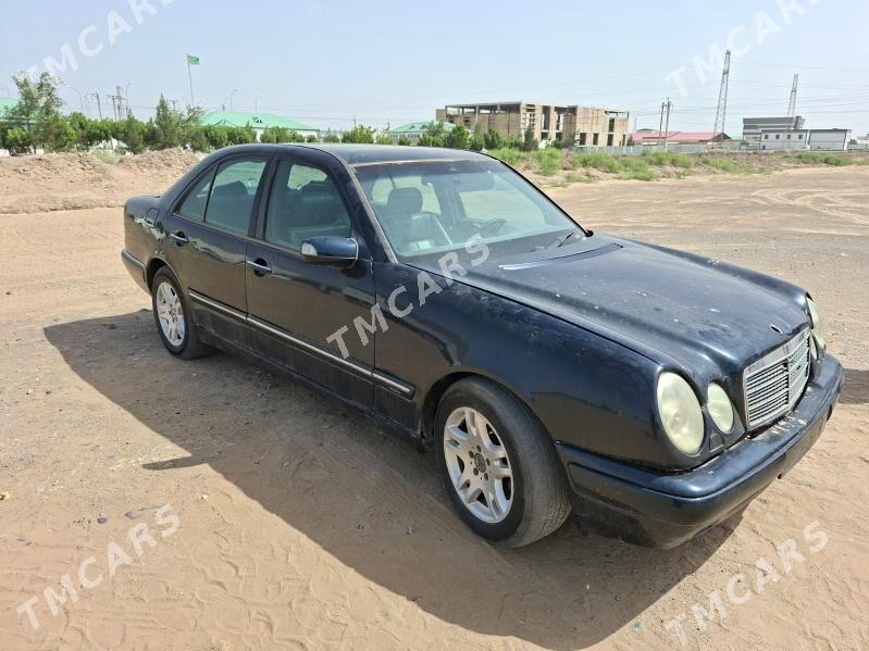 Mercedes-Benz E-Class 1998 - 35 000 TMT - Мары - img 4