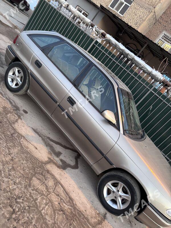Opel Astra 1996 - 35 000 TMT - Дашогуз - img 2
