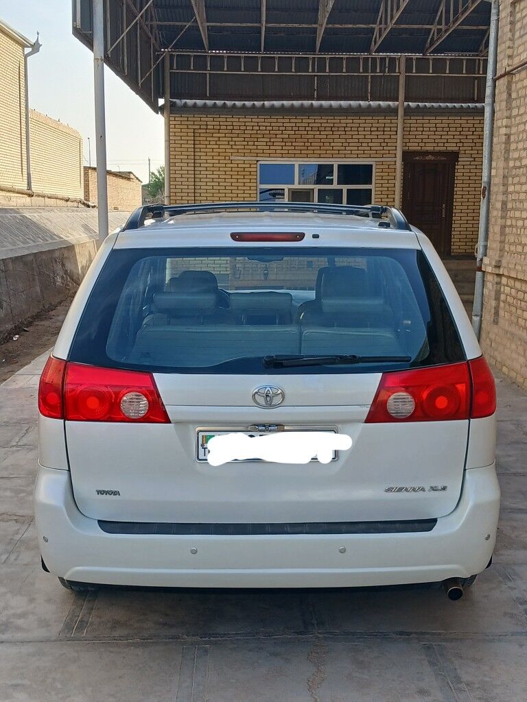 Toyota Sienna 2006 - 230 000 TMT - Векильбазар - img 2