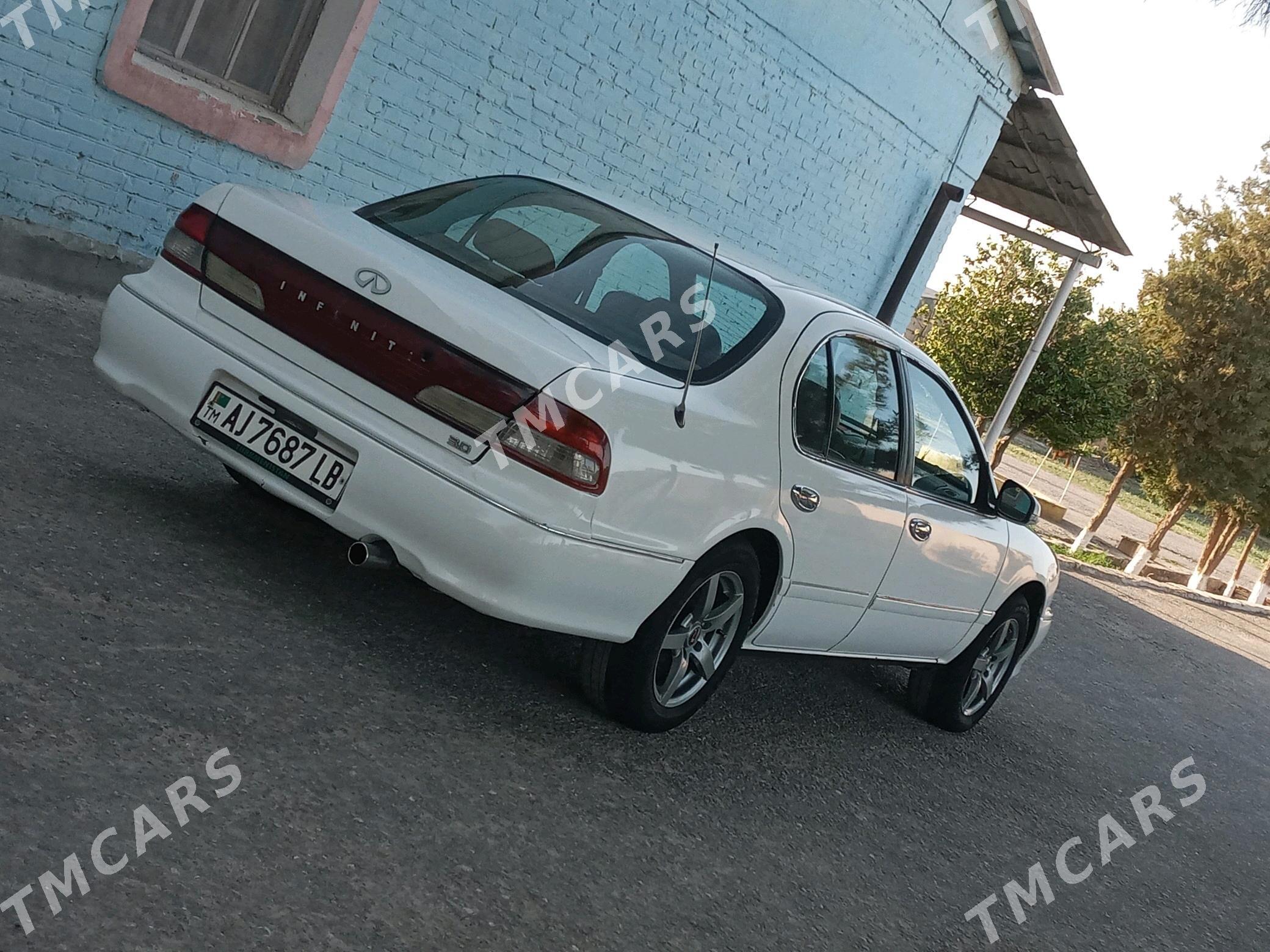 Infiniti I30 1997 - 60 000 TMT - Туркменабат - img 2