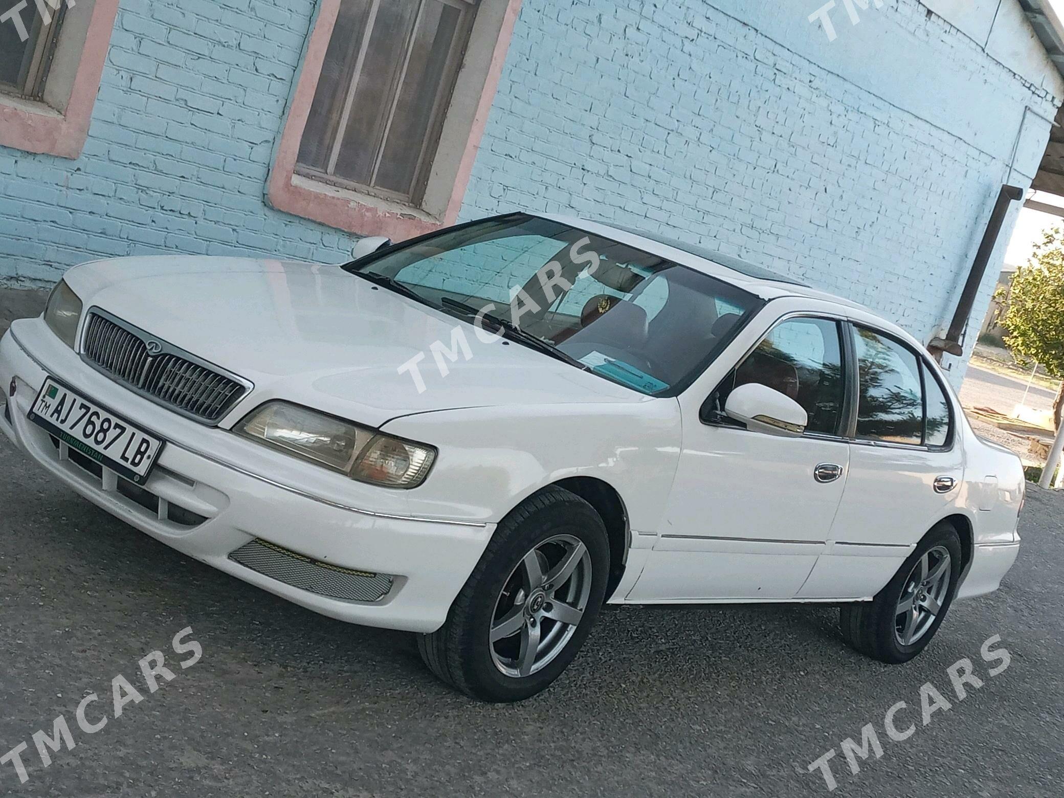 Infiniti I30 1997 - 60 000 TMT - Туркменабат - img 4