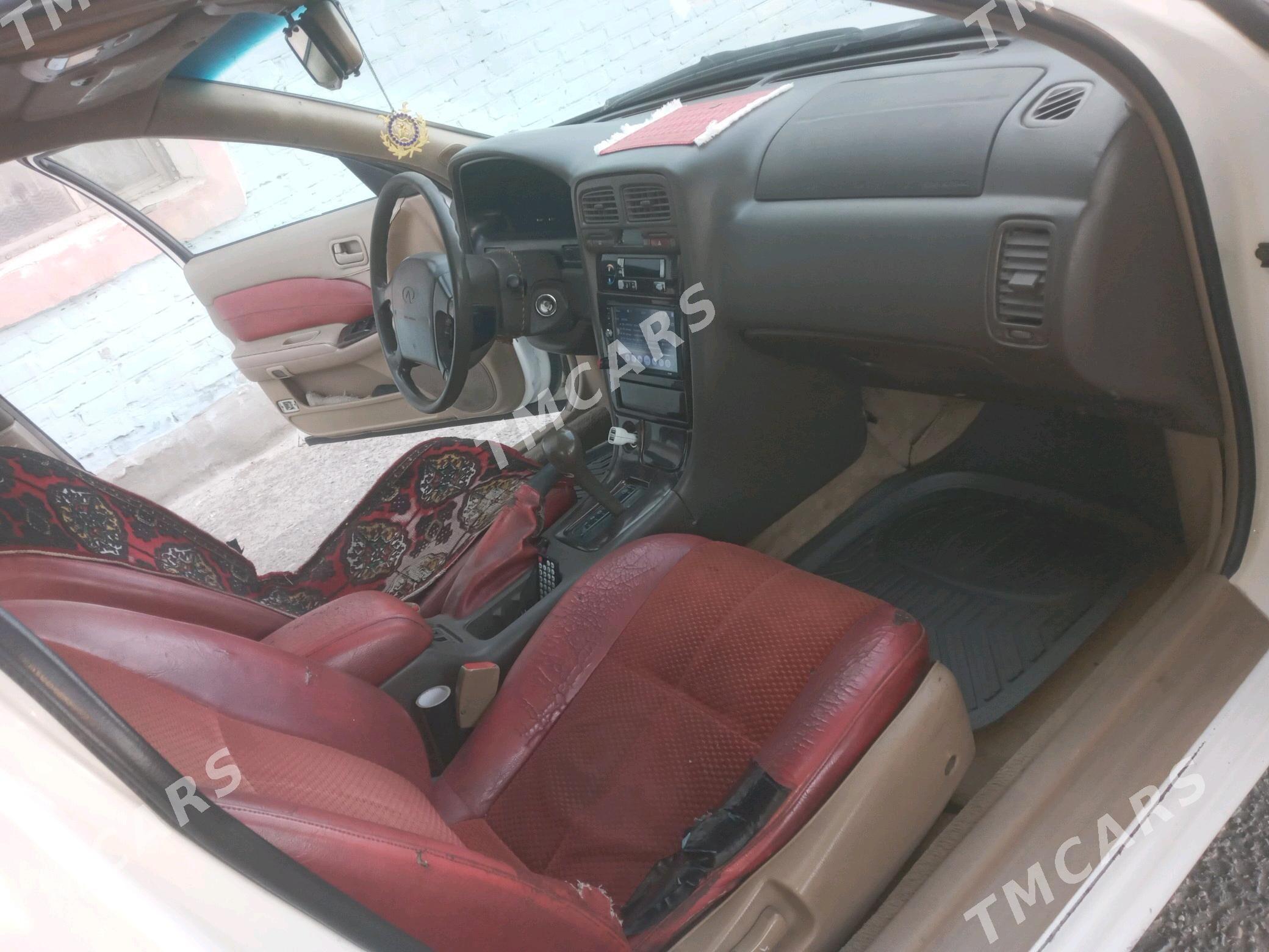 Infiniti I30 1997 - 60 000 TMT - Туркменабат - img 10
