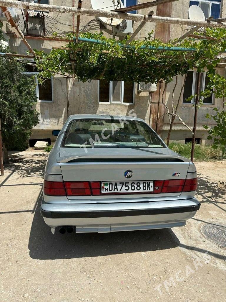 BMW 525 1995 - 70 000 TMT - Balkanabat - img 10