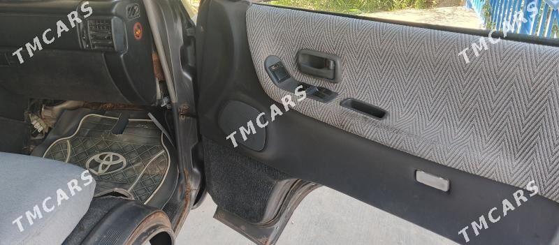 Toyota Town Ace 1993 - 40 000 TMT - Шабатский этрап - img 3