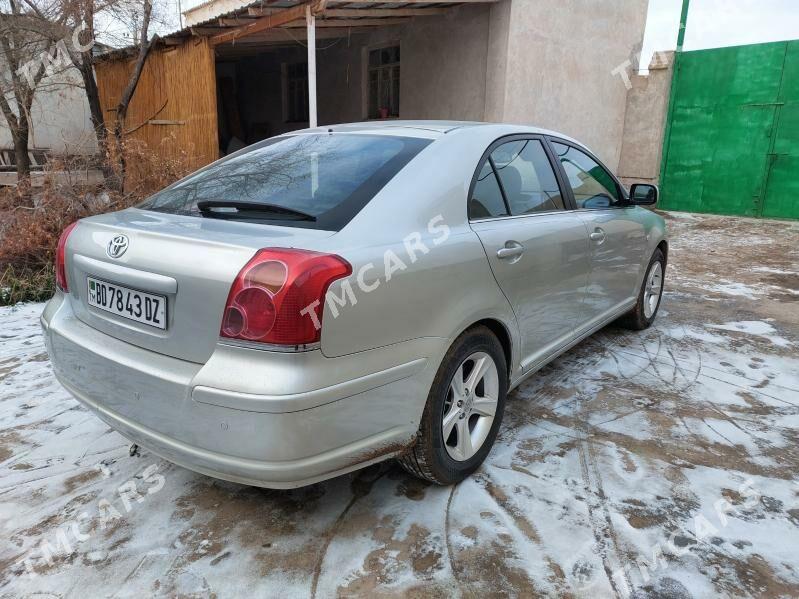 Toyota Avensis 2005 - 125 000 TMT - Кёнеургенч - img 3