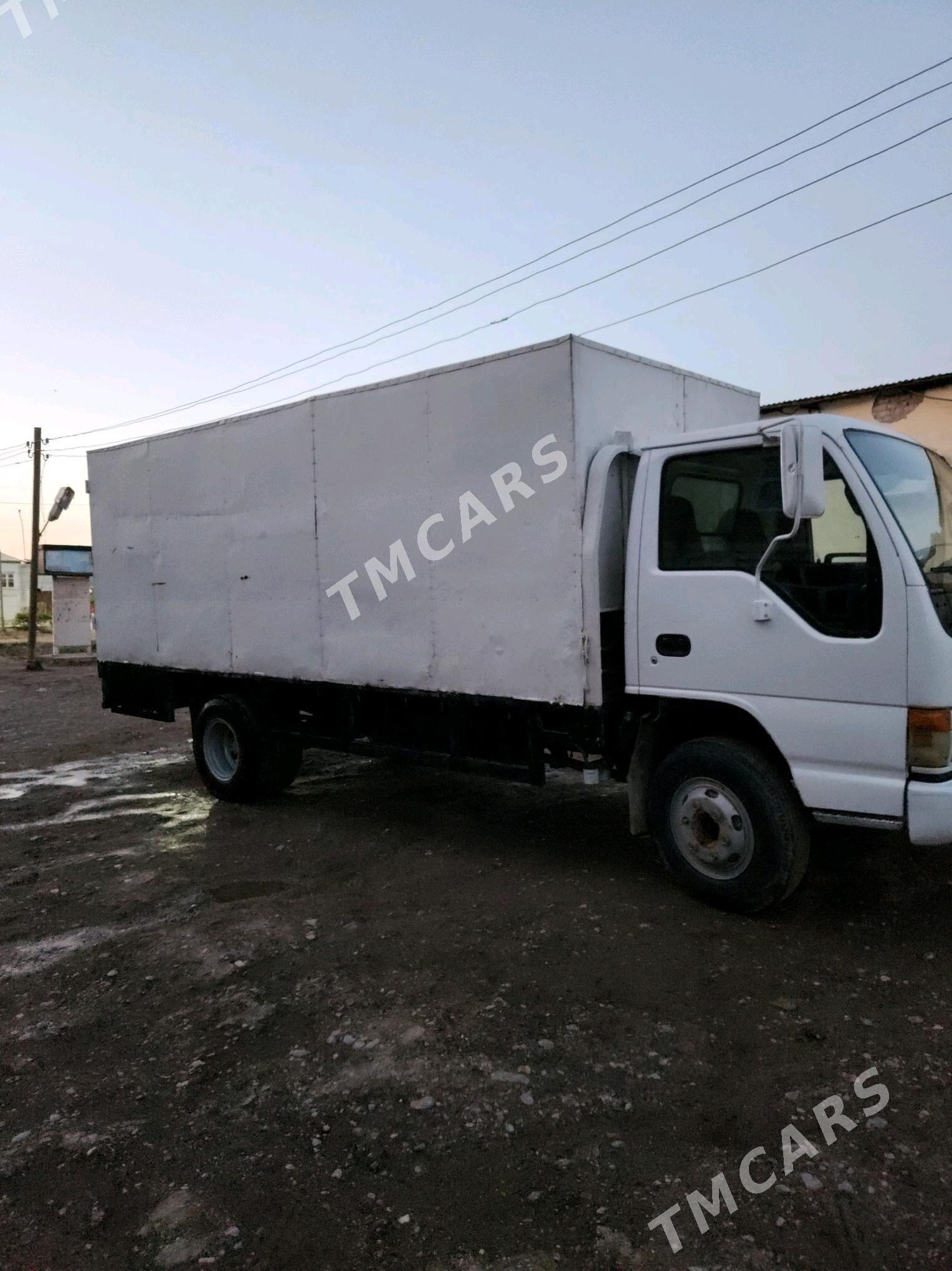 Isuzu Elf 2002 - 160 000 TMT - Дашогуз - img 2