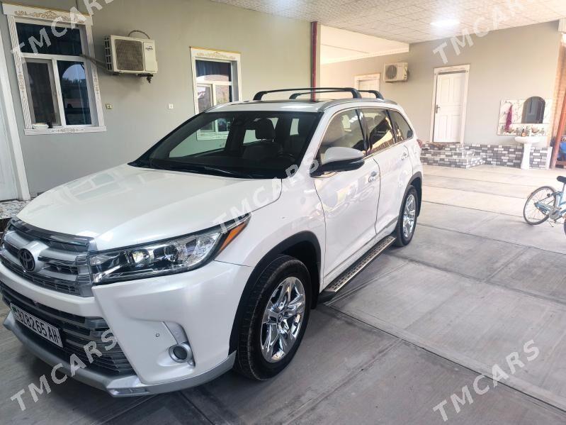 Toyota Highlander 2019 - 580 000 TMT - Туркменабат - img 3