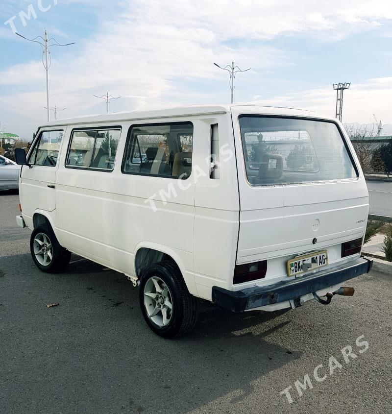 Toyota Innova 1988 - 35 000 TMT - Bedew - img 3