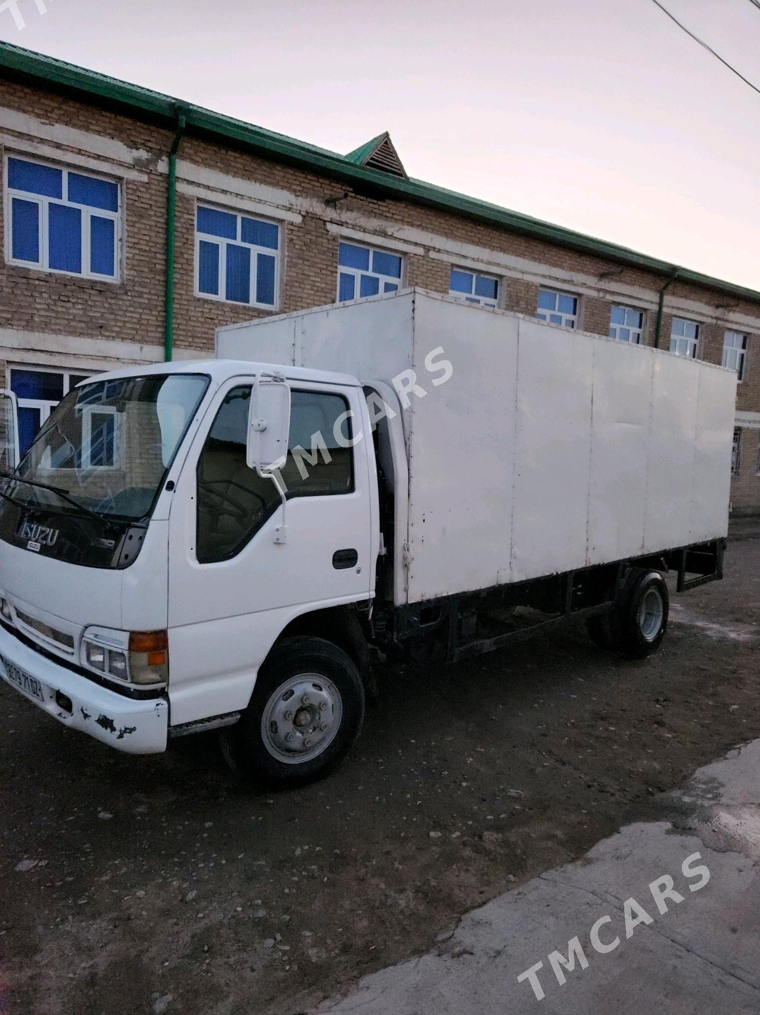 Isuzu Elf 2002 - 160 000 TMT - Дашогуз - img 3