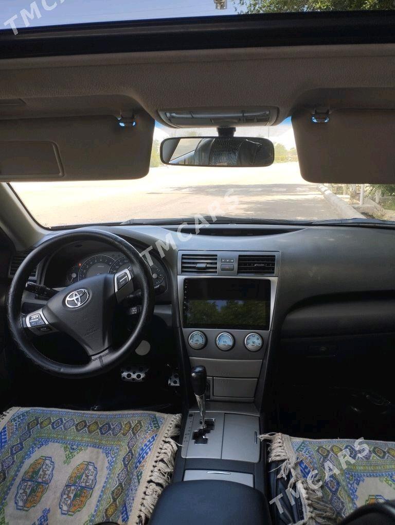 Toyota Camry 2009 - 170 000 TMT - Köneürgenç - img 3