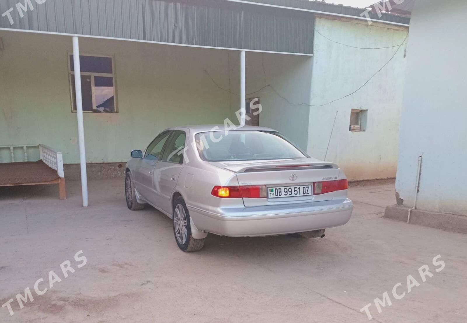 Toyota Camry 2000 - 145 000 TMT - Köneürgenç - img 8