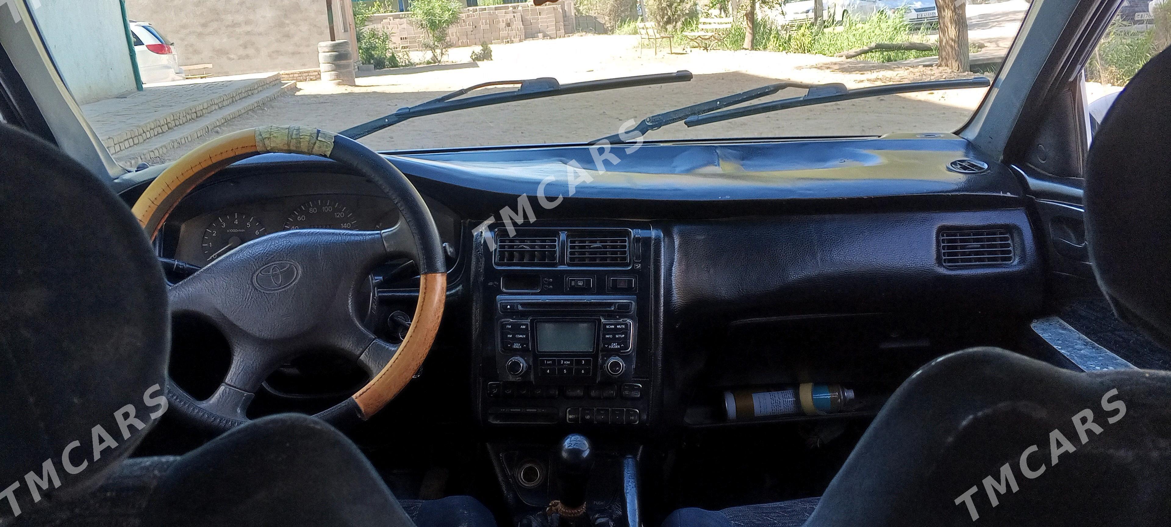 Toyota Corona 1993 - 50 000 TMT - Гурбансолтан Едже - img 2