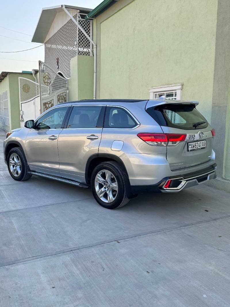 Toyota Highlander 2018 - 430 000 TMT - Ашхабад - img 9
