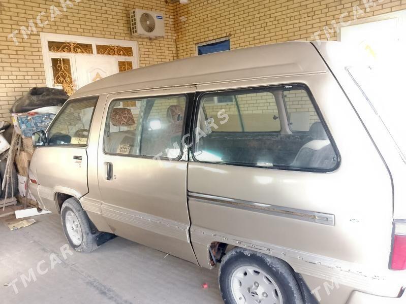 Toyota Town Ace 1990 - 25 000 TMT - Murgap - img 3