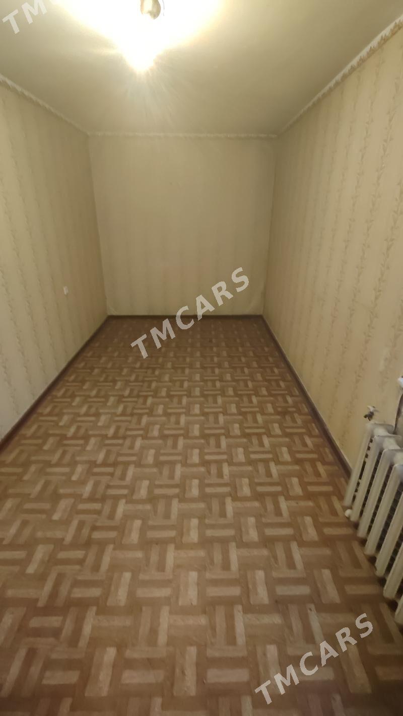 Satlyk jay 11 mkr 1 etaj 2 kom - Ашхабад - img 2