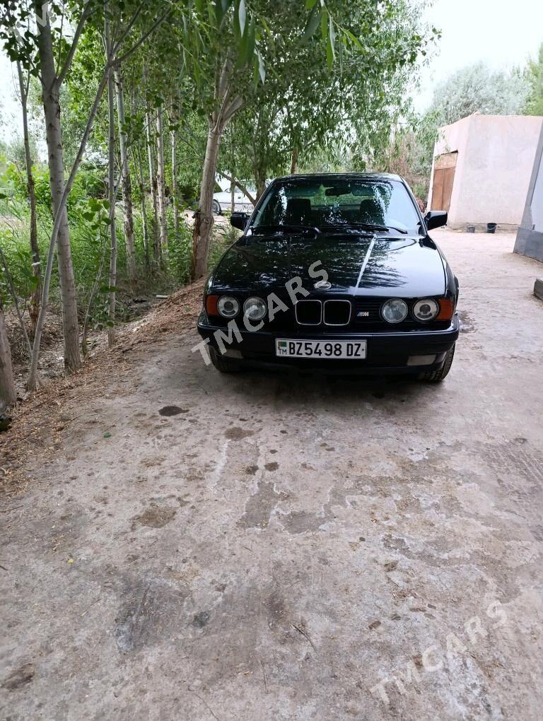 BMW 520 1989 - 55 000 TMT - Болдумсаз - img 8