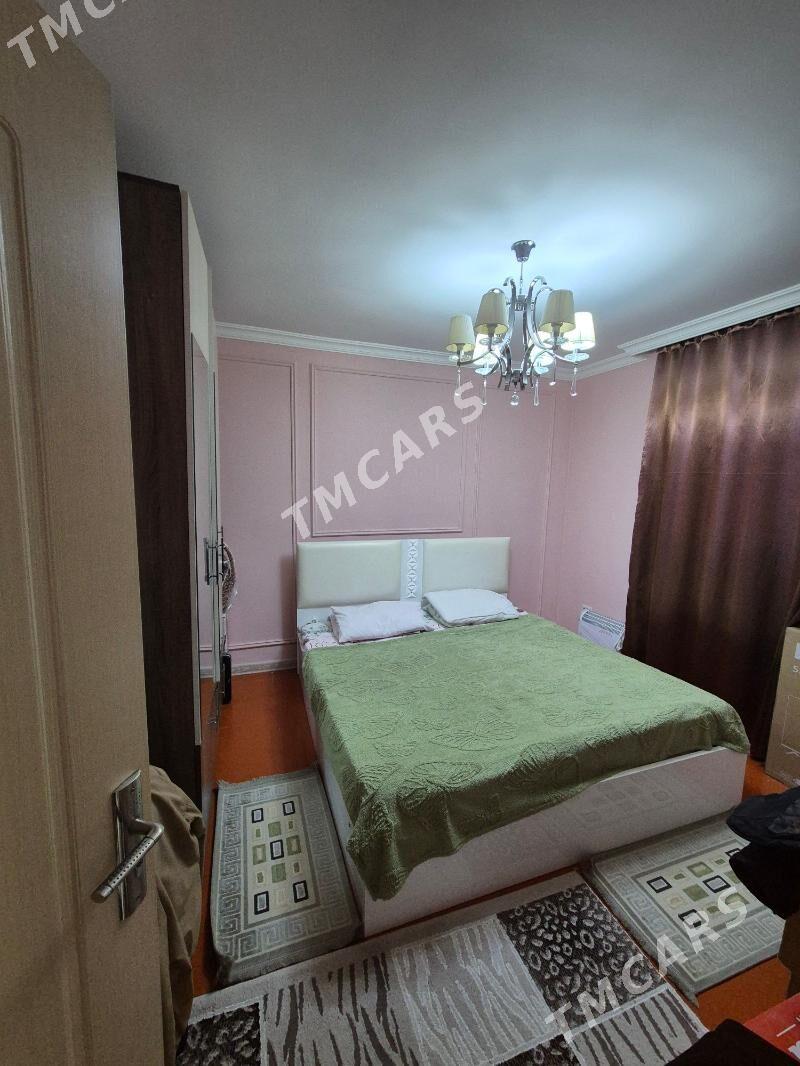 2 mkr 3/3 etazy 3 kom - Ашхабад - img 3
