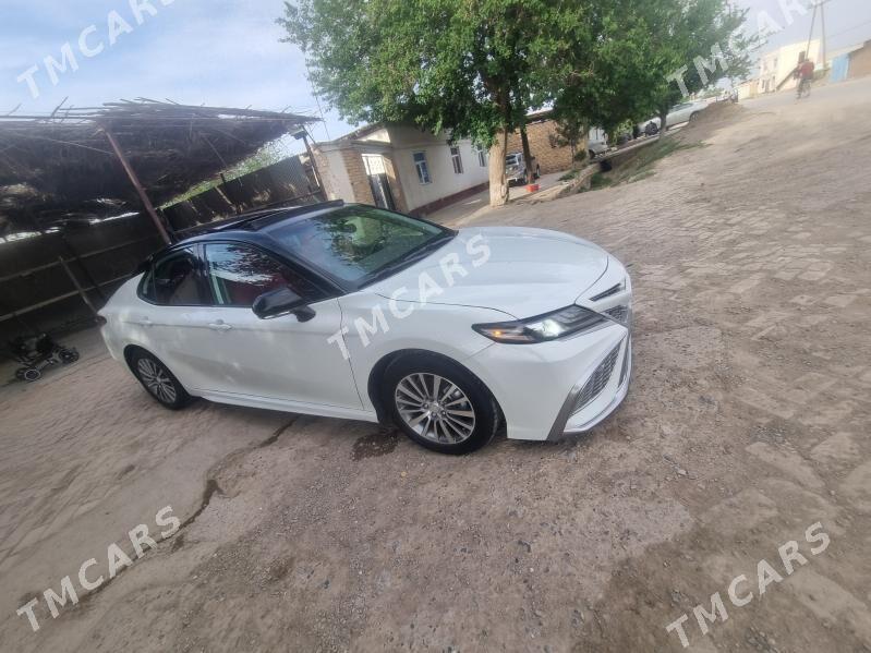 Toyota Camry 2020 - 300 000 TMT - Kerki - img 10