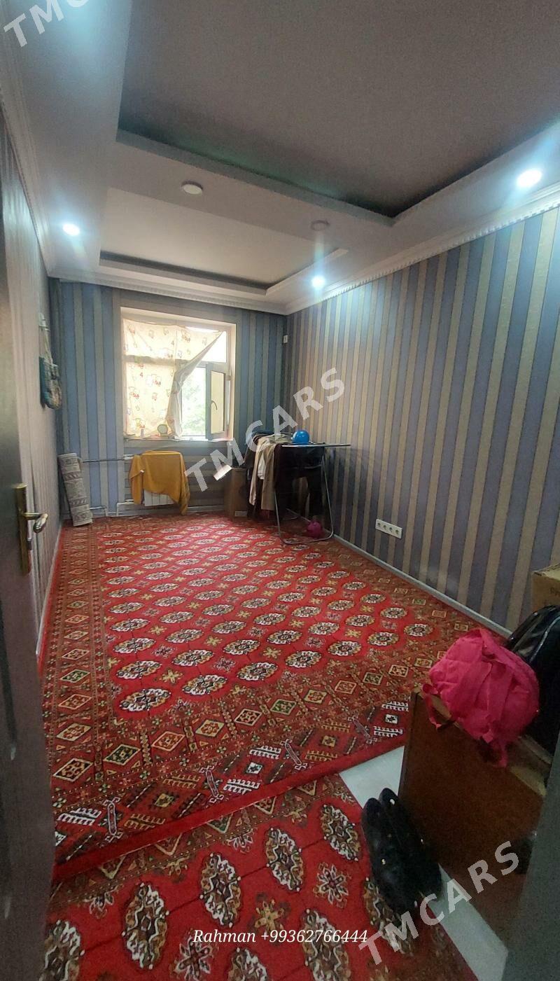(2186)-9MKR AYTAKOW KÖÇE 2-KOMNAT 4/2-ETAJY 9МКР - Ашхабад - img 3
