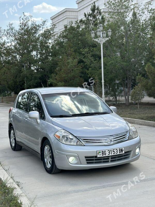 Nissan Versa 2011 - 98 000 TMT - Балканабат - img 1