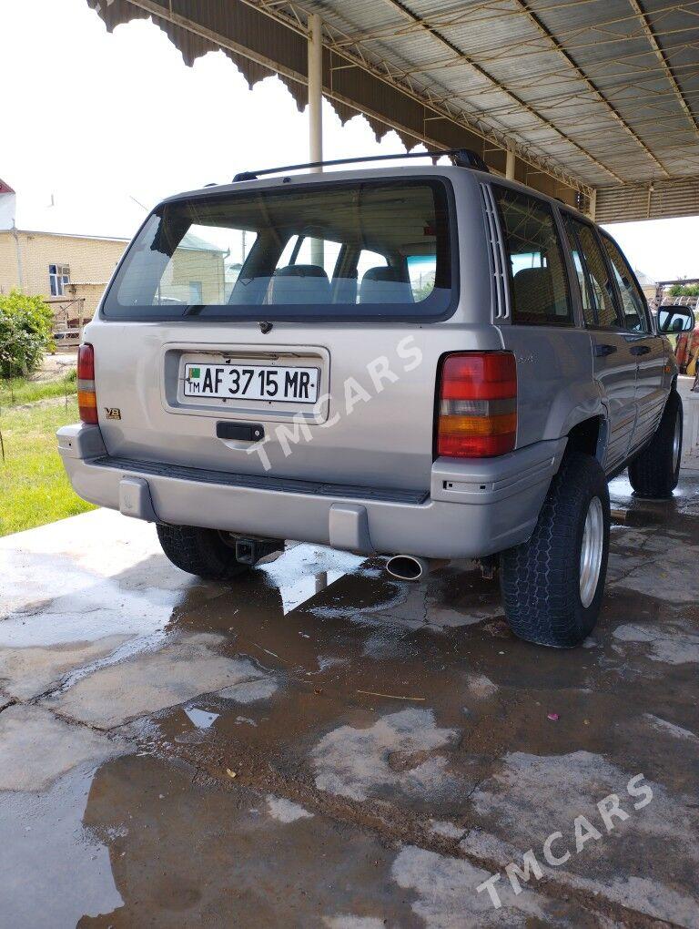 Jeep Grand Cherokee 1995 - 60 000 TMT - Мары - img 2
