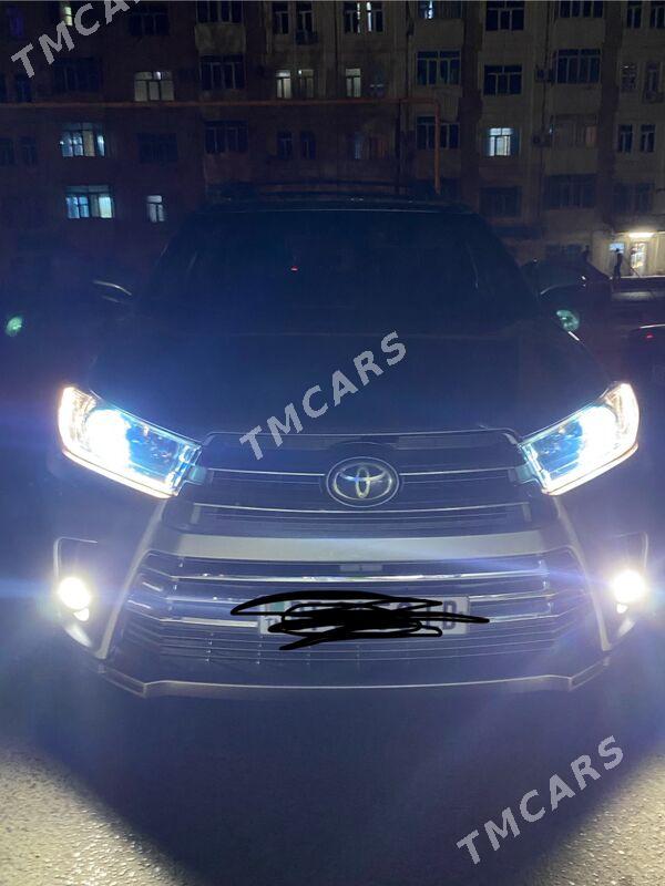 Toyota Highlander 2019 - 450 000 TMT - Türkmenabat - img 6