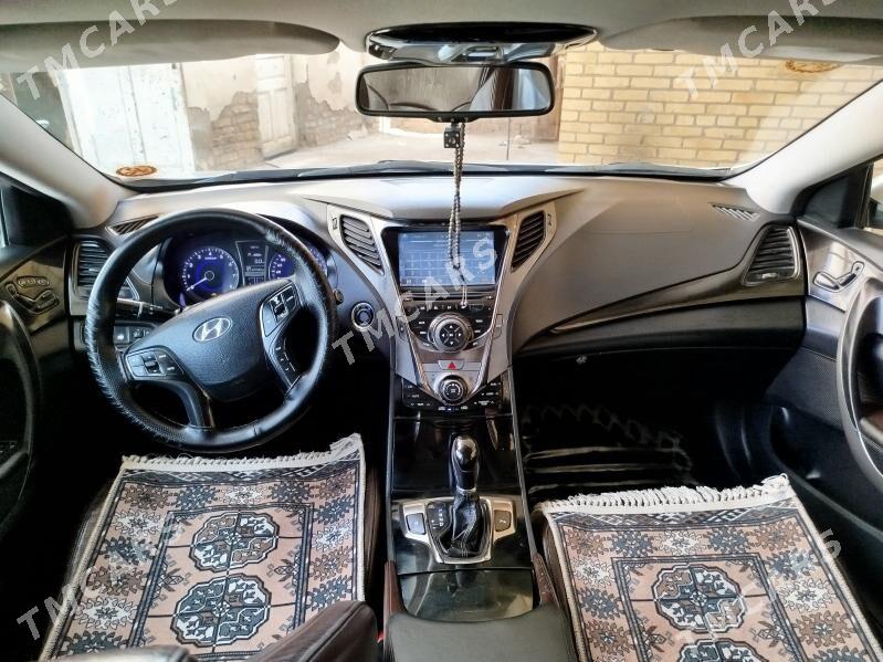 Hyundai Azera 2012 - 175 000 TMT - Türkmenabat - img 7