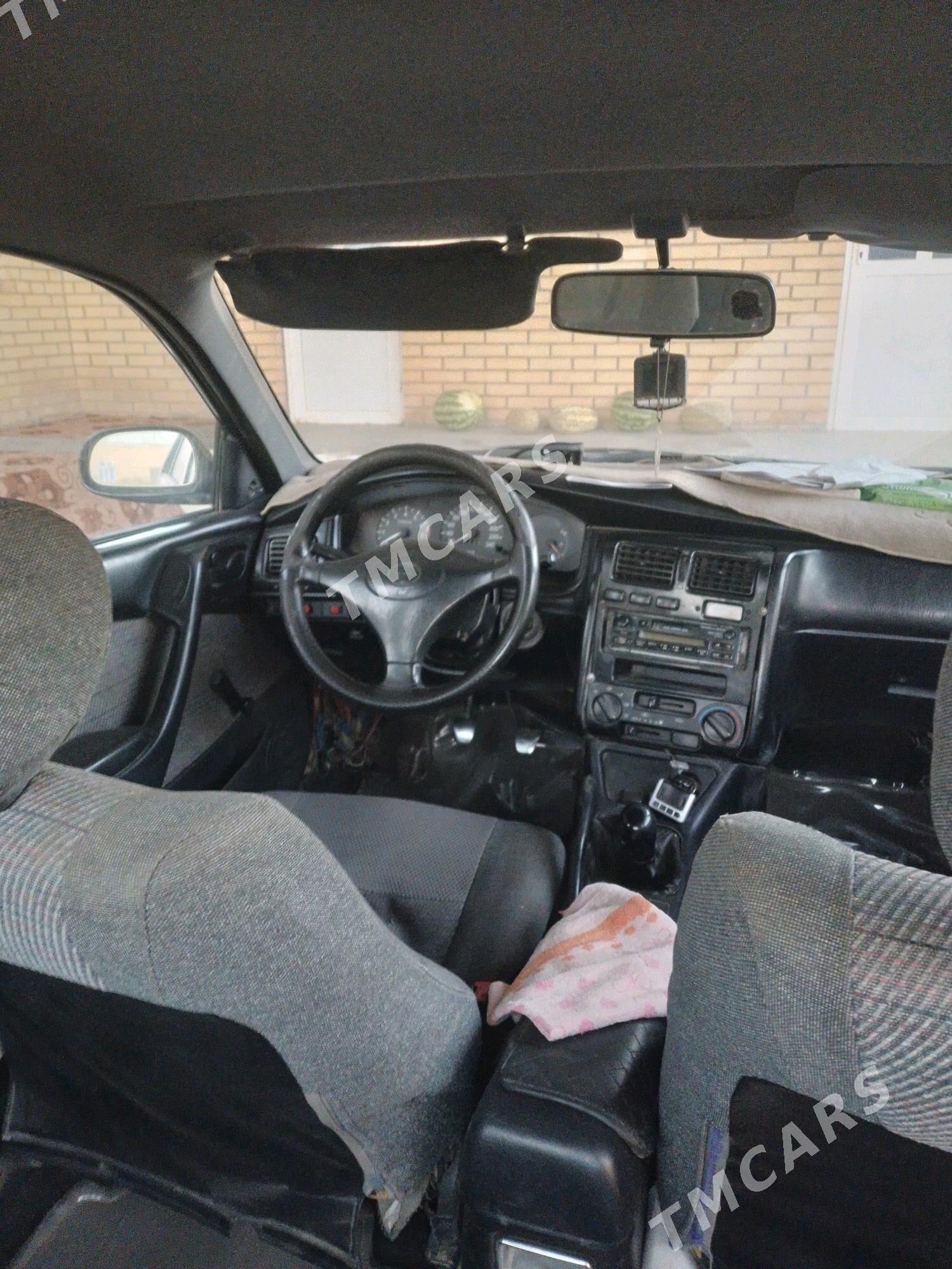 Toyota Carina 1993 - 65 000 TMT - Мары - img 3