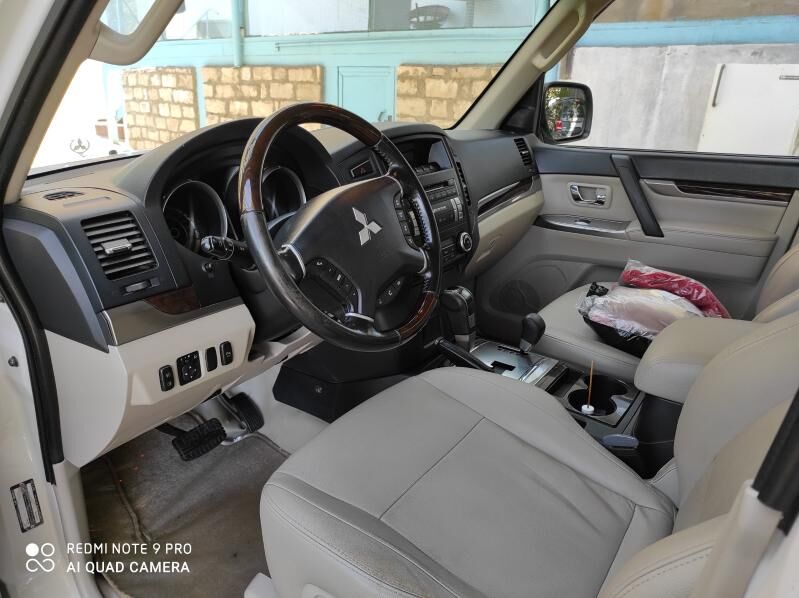 Mitsubishi Pajero 2013 - 310 000 TMT - Türkmenbaşy - img 5