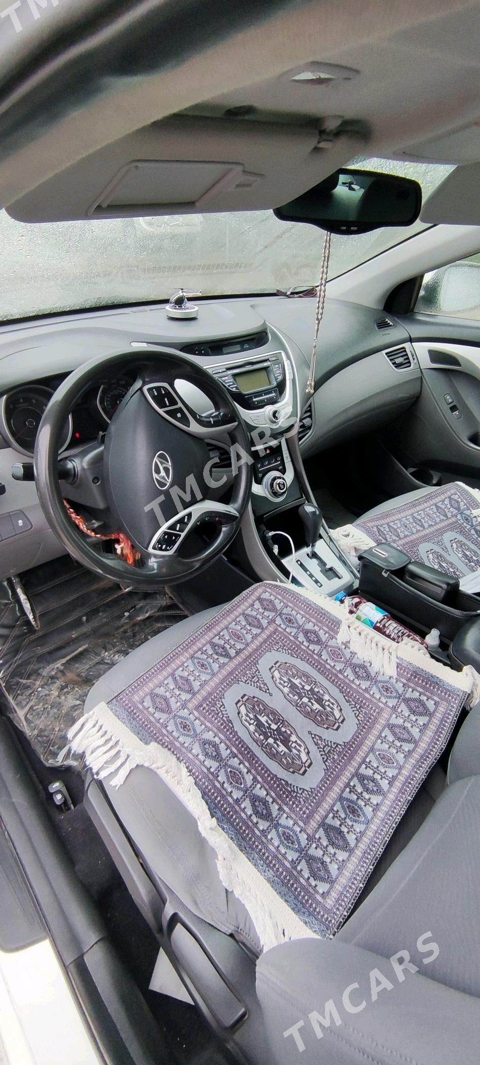 Hyundai Elantra 2011 - 160 000 TMT - Ашхабад - img 4