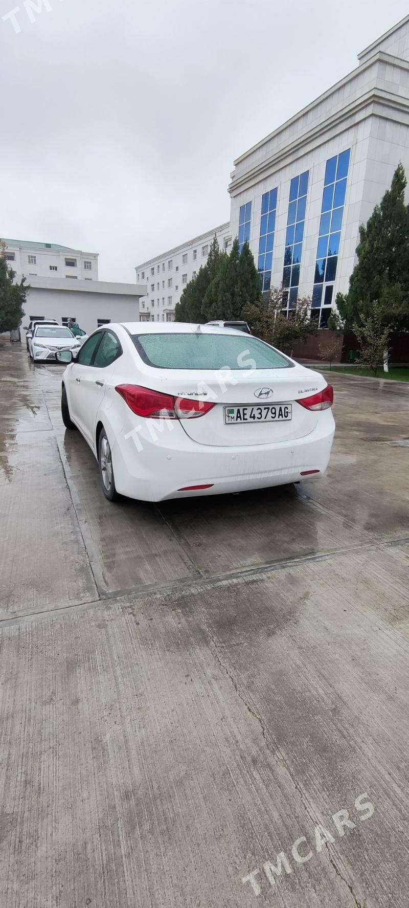 Hyundai Elantra 2011 - 160 000 TMT - Ашхабад - img 2
