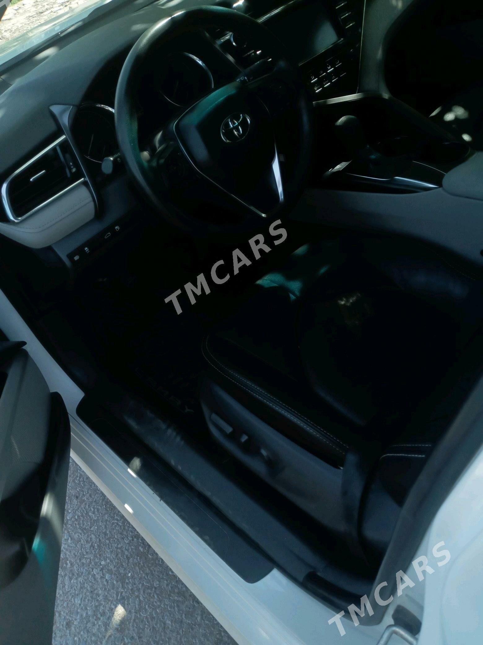 Toyota Camry 2018 - 260 000 TMT - Дашогуз - img 1