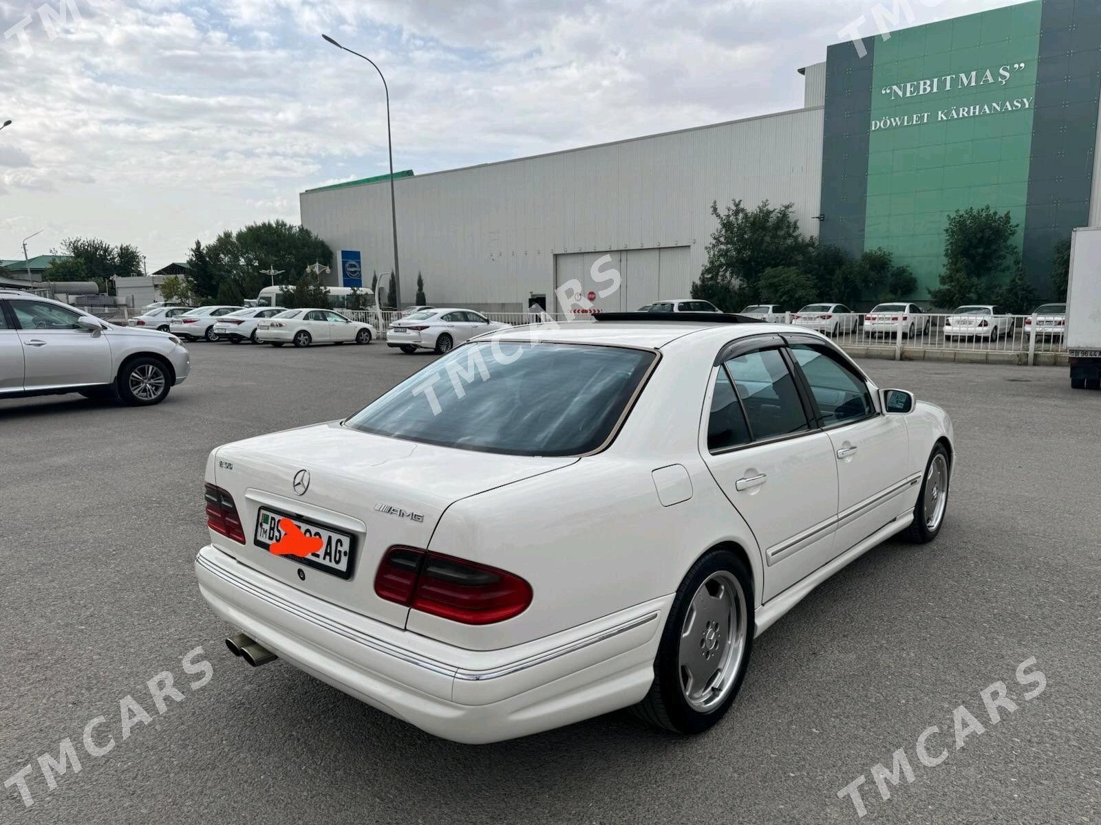 Mercedes-Benz E500 2001 - 168 000 TMT - Parahat 8 - img 7