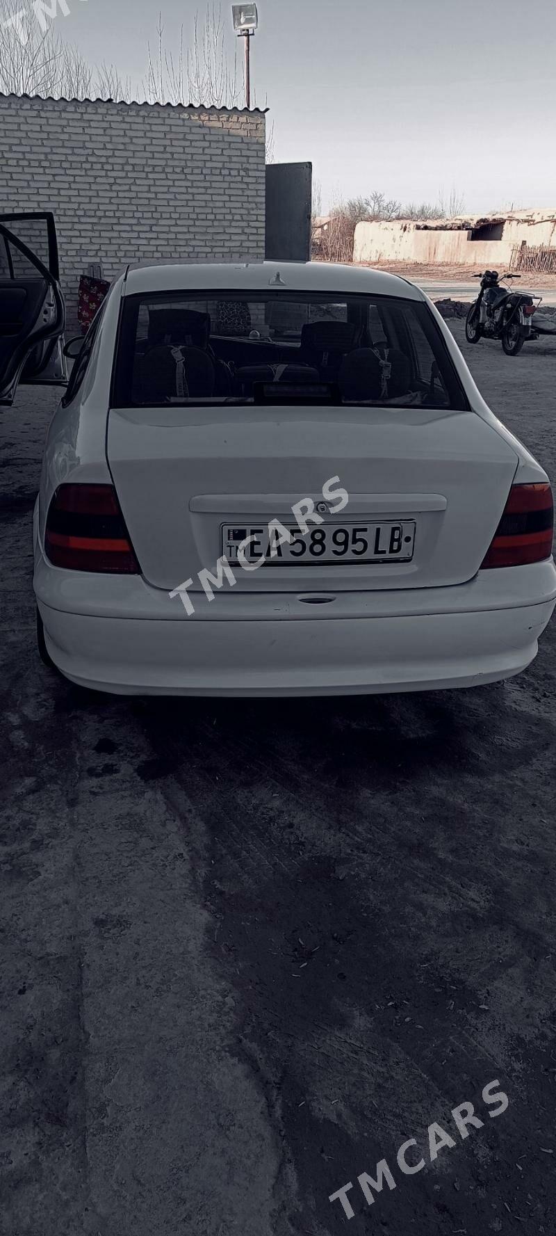 Opel Vectra 1998 - 36 000 TMT - Ходжамбаз - img 2