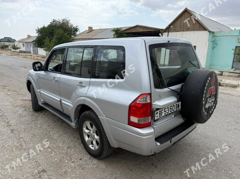 Mitsubishi Pajero 2004 - 130 000 TMT - Balkanabat - img 4