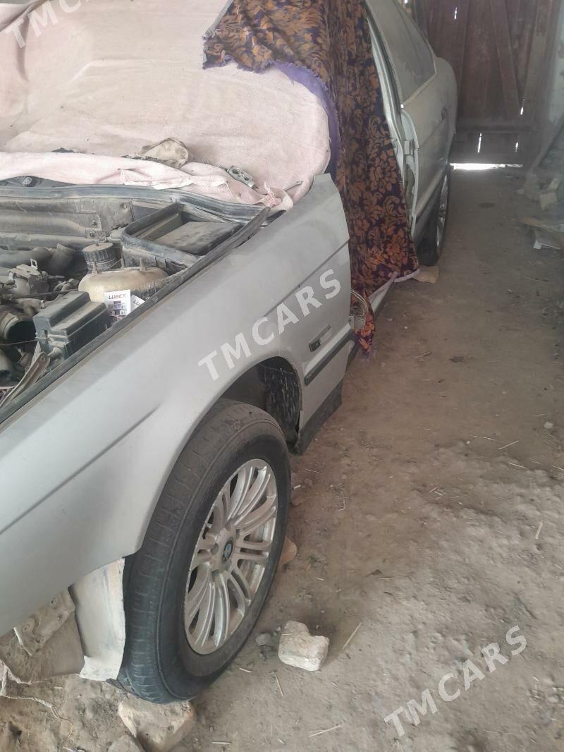 BMW 525 1992 - 10 000 TMT - Мары - img 2