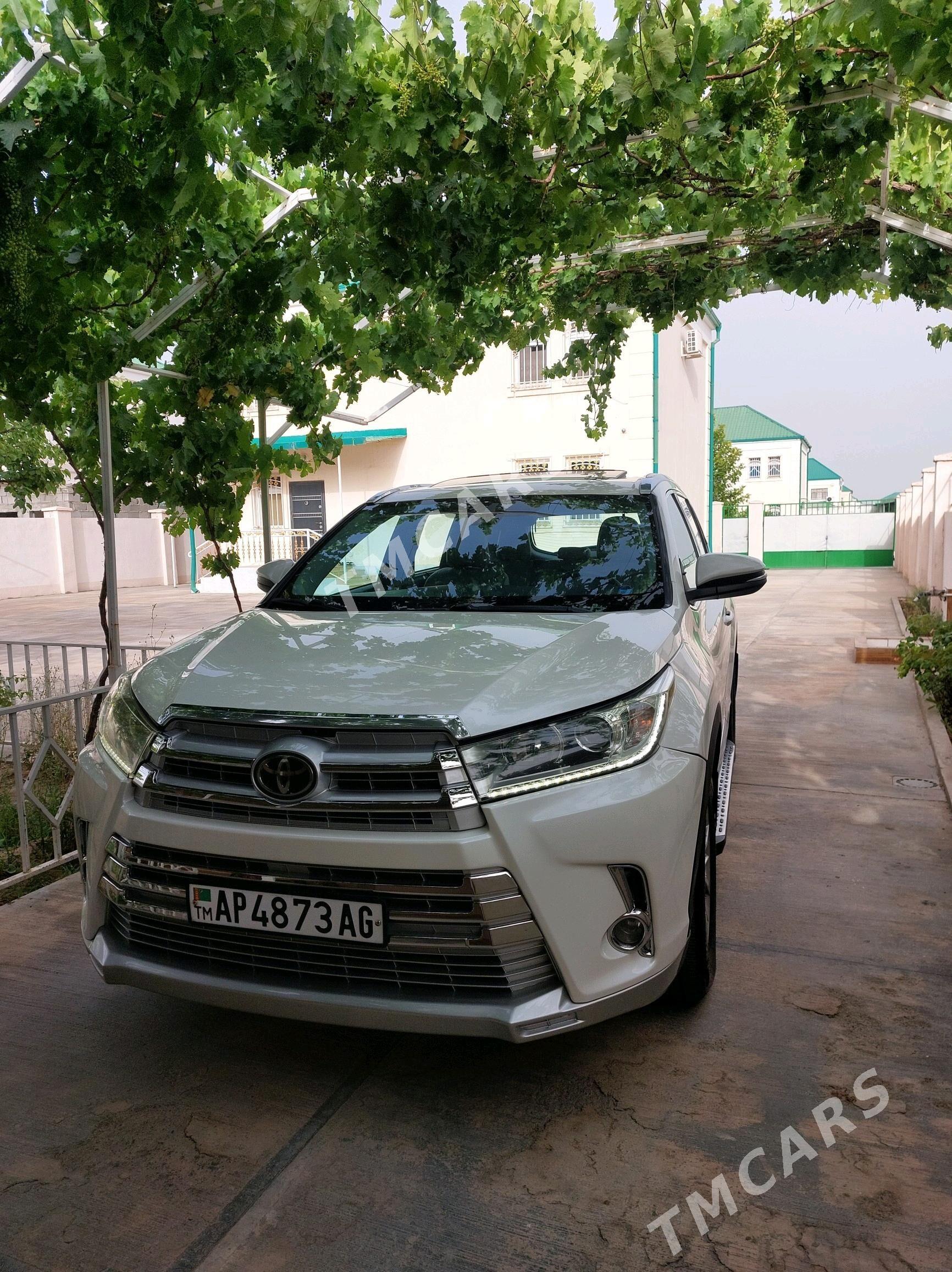 Toyota Highlander 2018 - 430 000 TMT - Чоганлы - img 5
