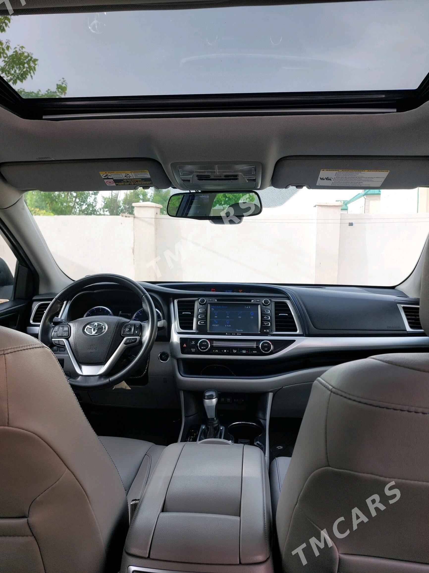 Toyota Highlander 2018 - 430 000 TMT - Чоганлы - img 7