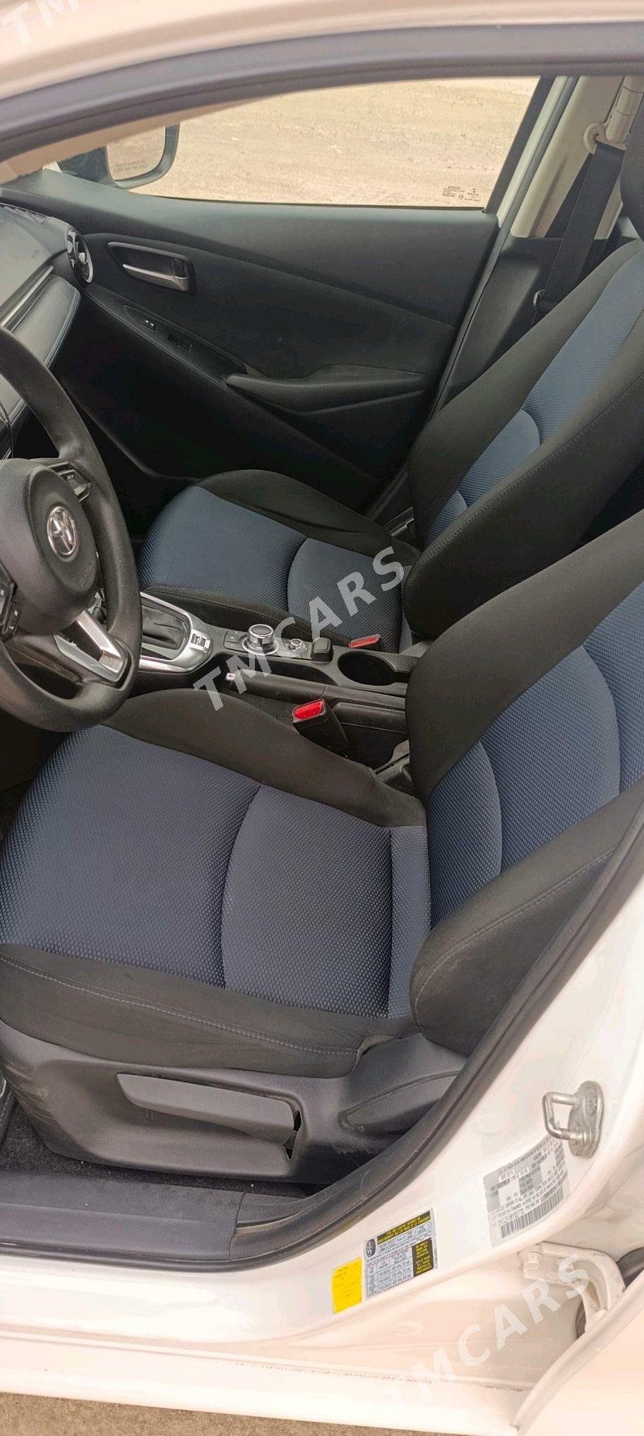 Toyota Yaris 2019 - 160 000 TMT - Ýolöten - img 6