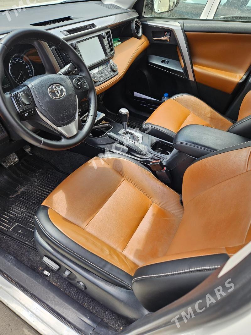 Toyota RAV4 2016 - 335 000 TMT - Aşgabat - img 5