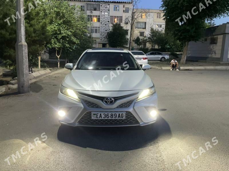 Toyota Camry 2019 - 430 000 TMT - Ашхабад - img 10