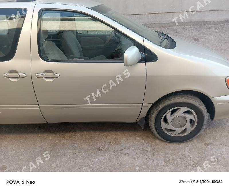 Toyota Sienna 2002 - 150 000 TMT - Gurbansoltan Eje - img 3