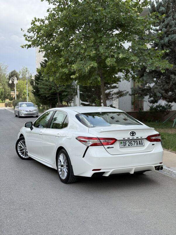 Toyota Camry 2019 - 265 000 TMT - Aşgabat - img 4