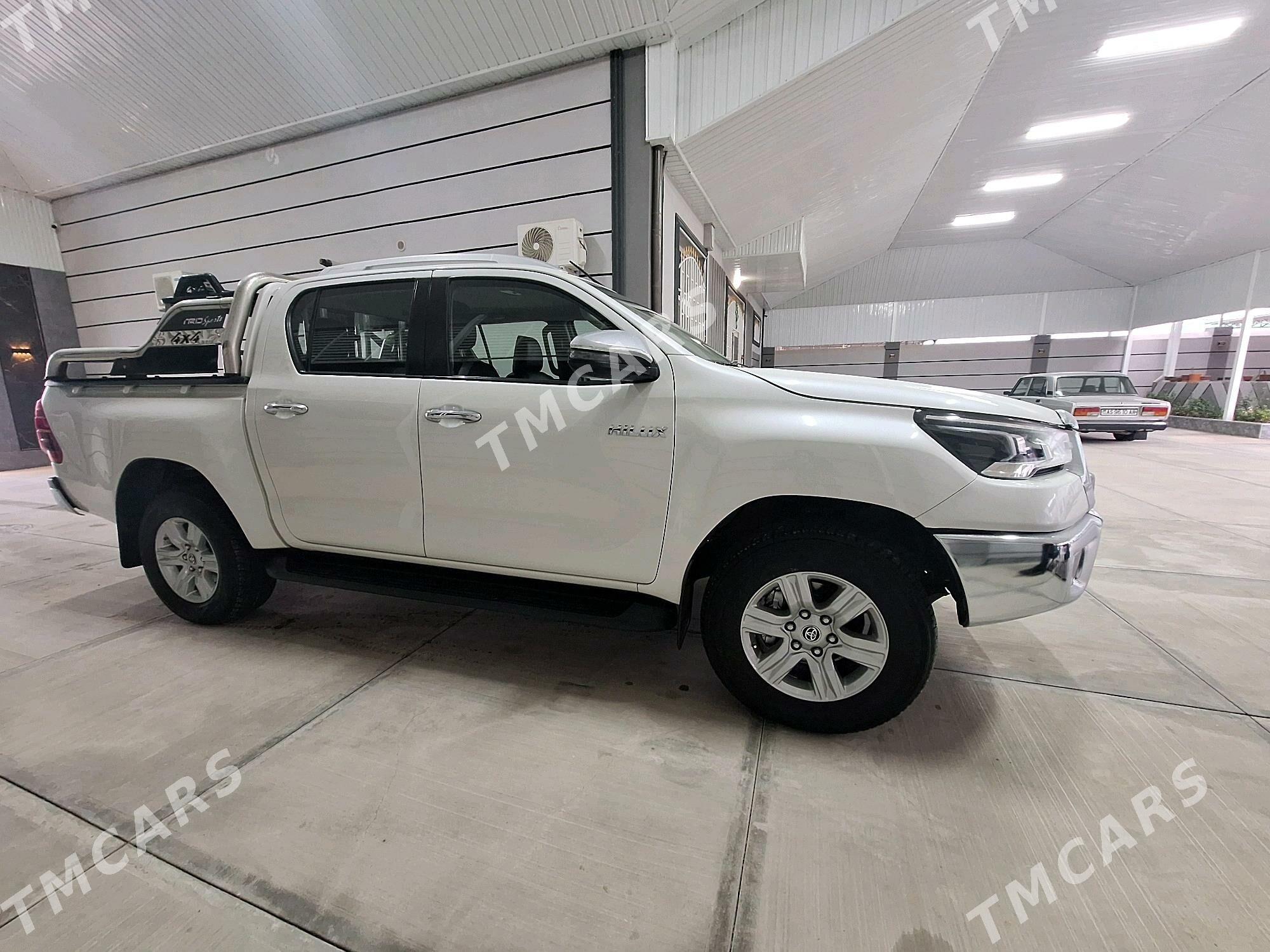 Toyota Hilux 2021 - 535 000 TMT - Гёкдепе - img 5