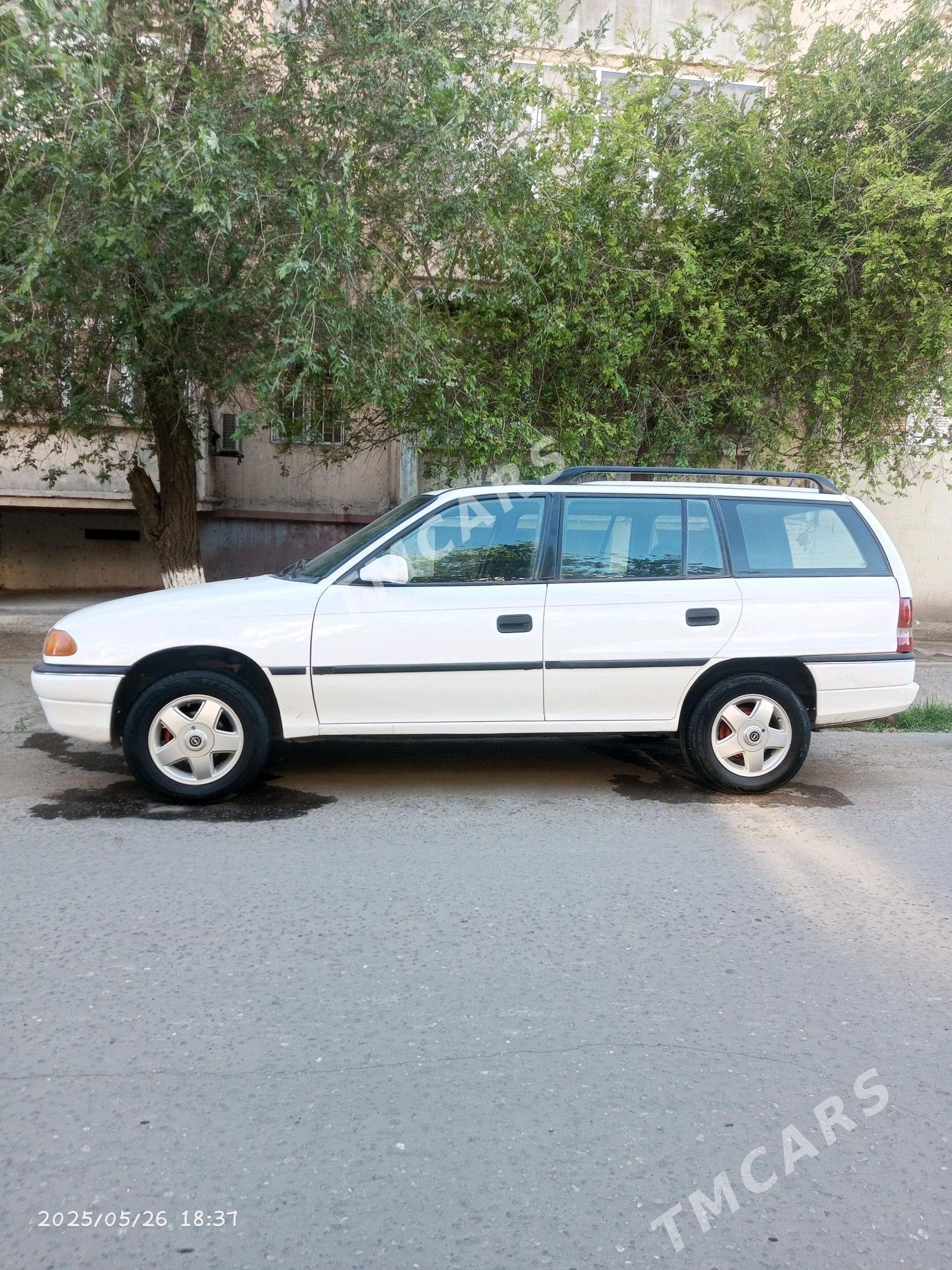 Opel Astra 1993 - 45 000 TMT - Дашогуз - img 7